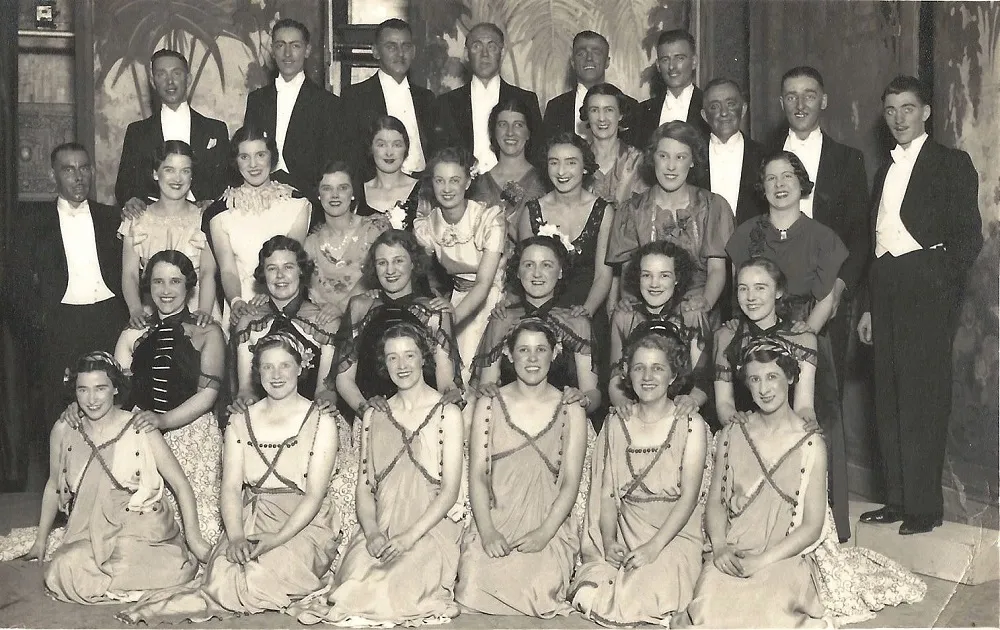 Dartmouth Amateur Operatic Society